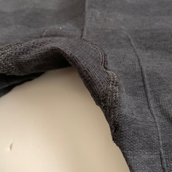 Lululemon Crop Leggings - Picture 4 of 7